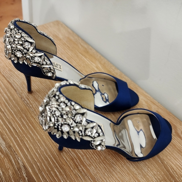 mishka badgley heels navy color satin size 10 - Picture 3 of 11